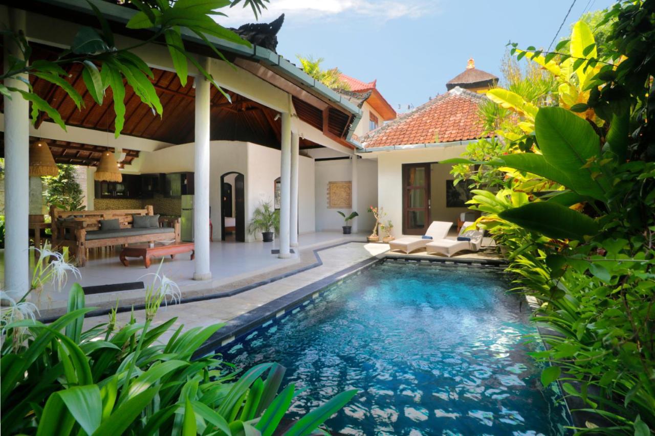 Singgah Villas Seminyak المظهر الخارجي الصورة